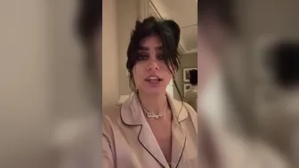 Onlyfans Mia Khalifa 28-Feb-2025 Model Masturbates